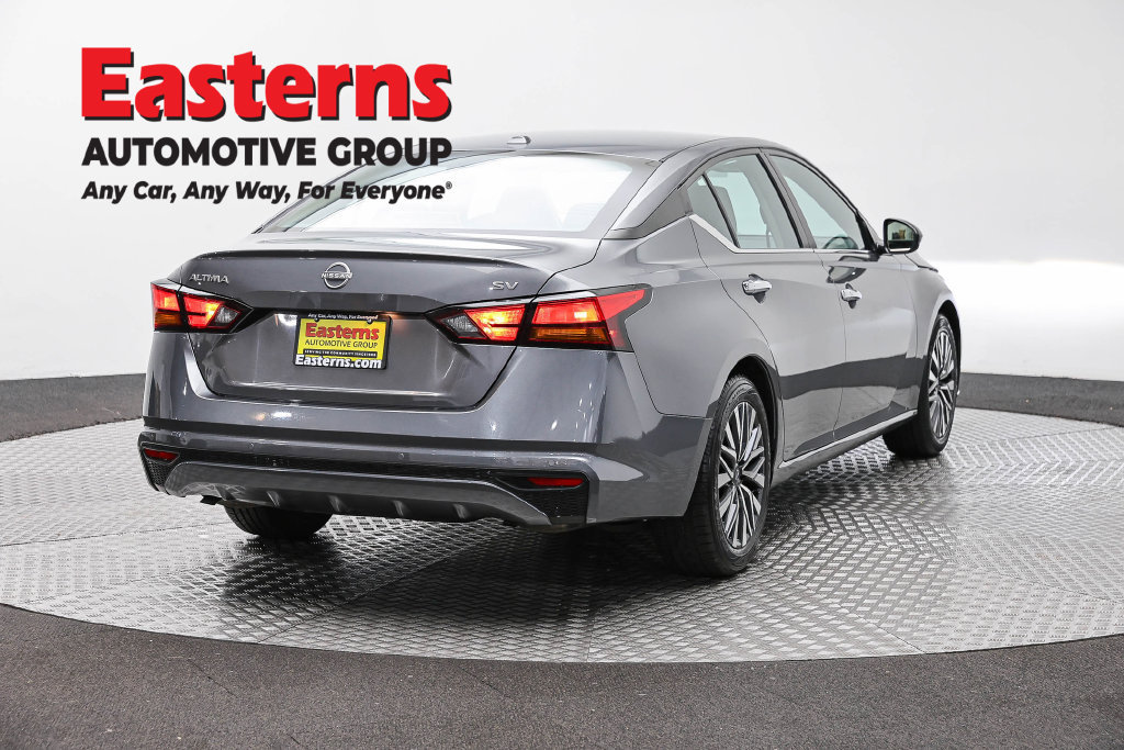 Used 2024 Nissan Altima 2.5 SV FWD image 6