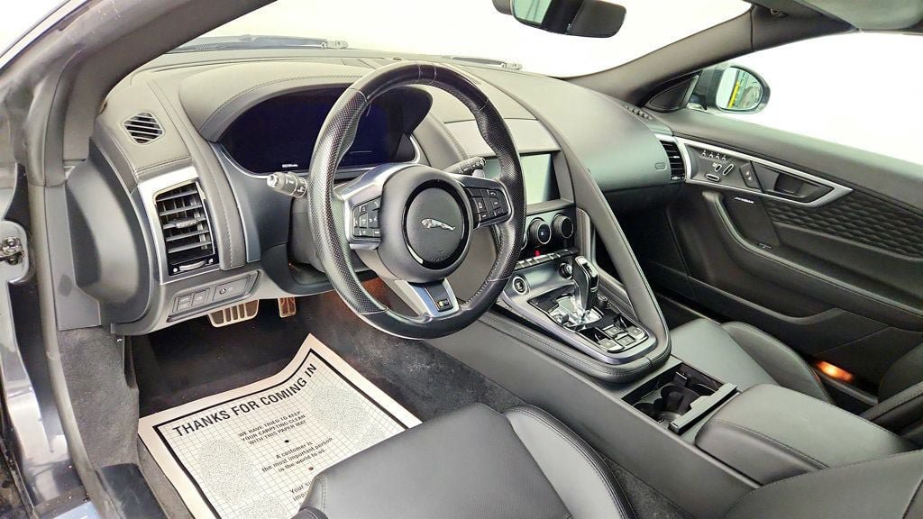 Used 2023 Jaguar F-TYPE R AWD/4WD image 12