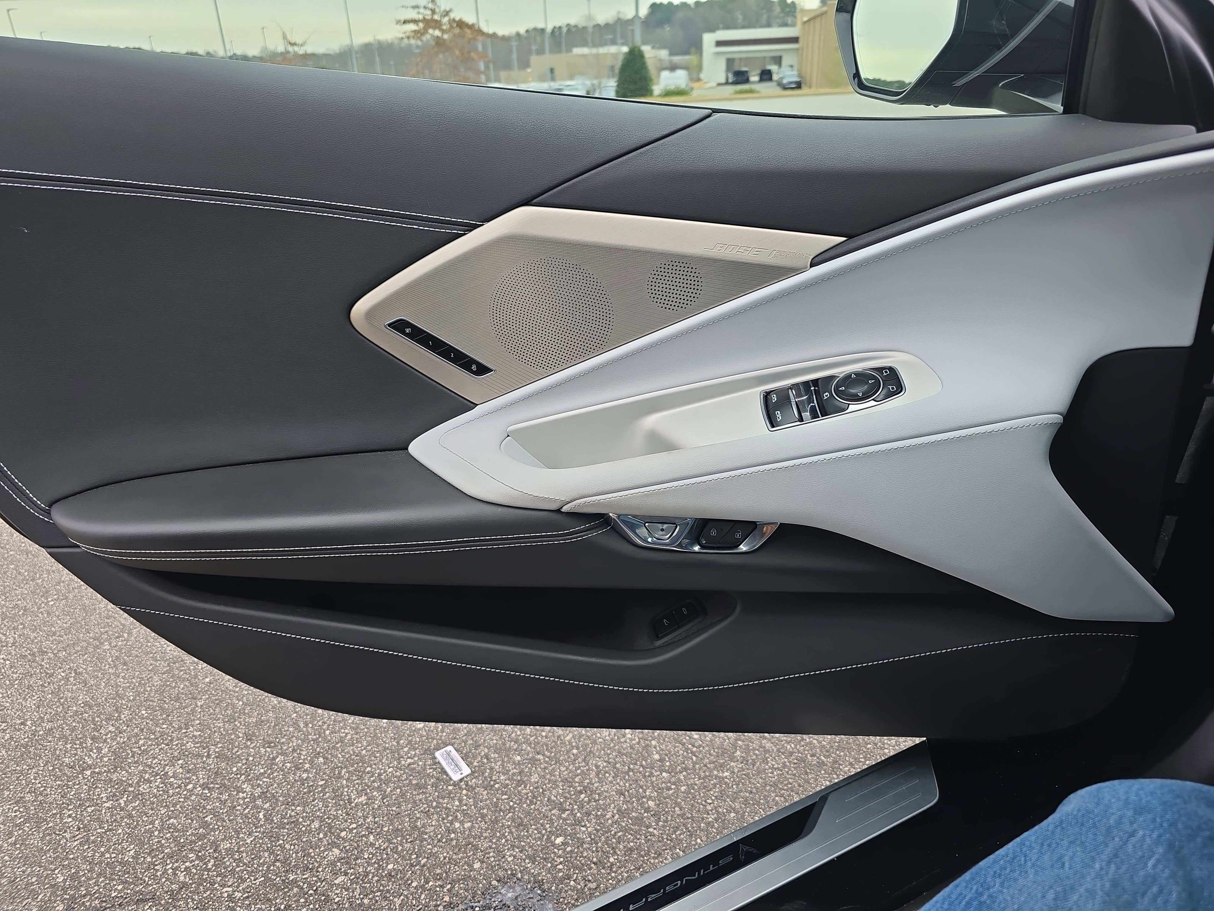 Used 2023 Chevrolet Corvette Stingray Preferred Cpe w/ Z51 Performance Package image 24