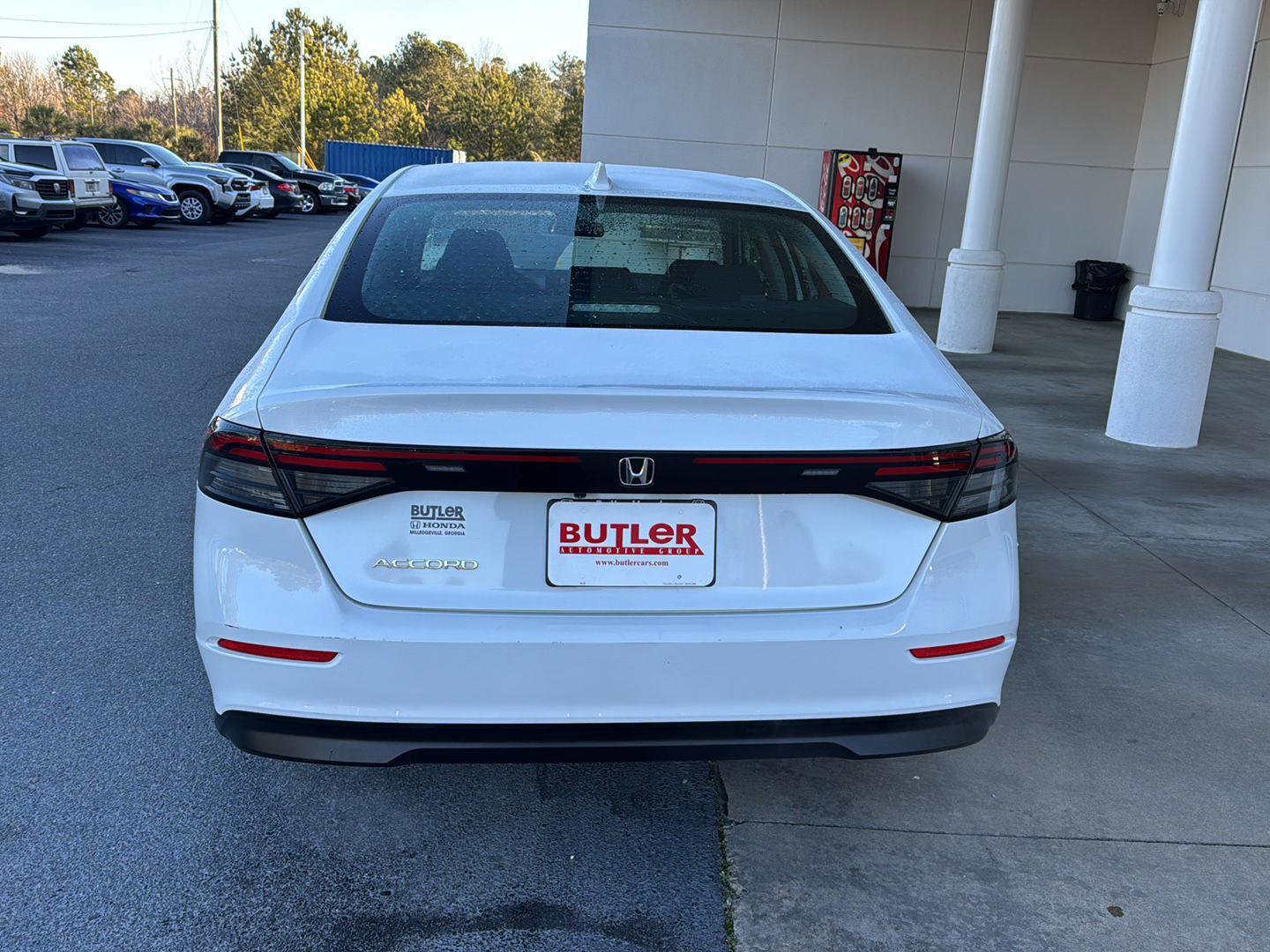 Used 2024 Honda Accord EX image 4