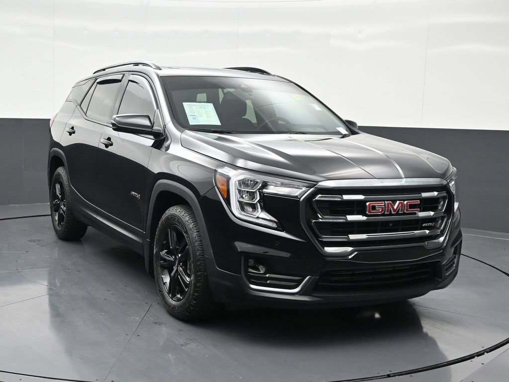 Used 2024 GMC Terrain AT4 w/ Tech Package AWD/4WD image 8