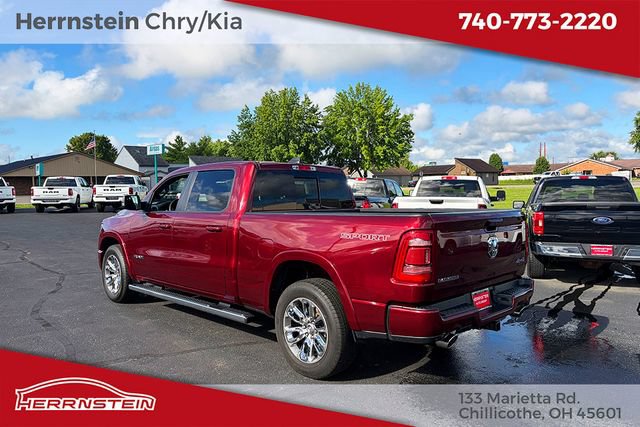 Used 2022 RAM 1500 Laramie w/ Sport Appearance Package AWD/4WD image 5