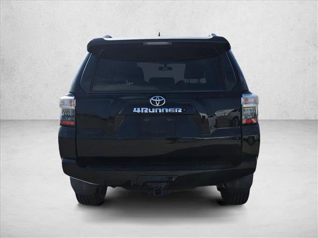 Used 2018 Toyota 4Runner SR5 video 4