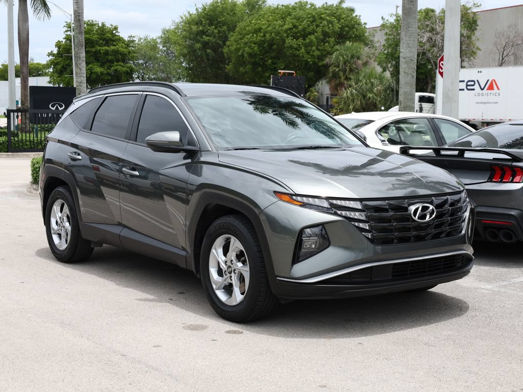 Used 2022 Hyundai Tucson SEL FWD image 2