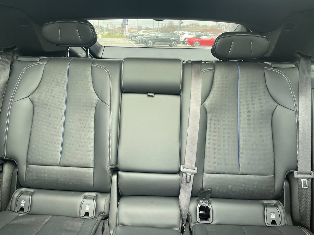 Certified 2024 Cadillac Lyriq Premium Luxury AWD/4WD image 35