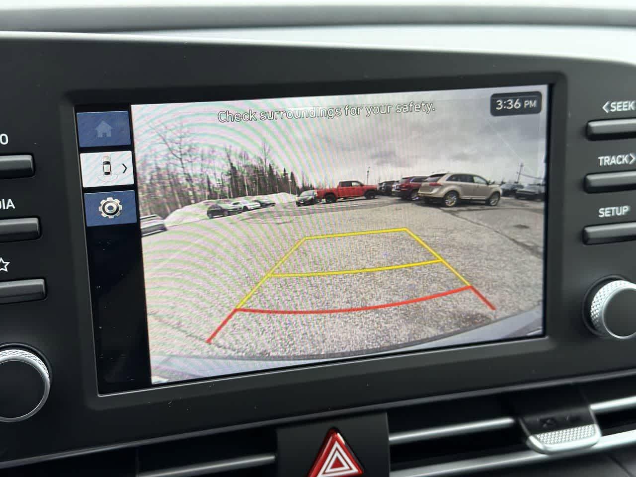 New 2026 Hyundai Elantra Hybrid FWD image 17