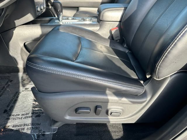 Used 2019 Nissan Pathfinder SL AWD/4WD image 23