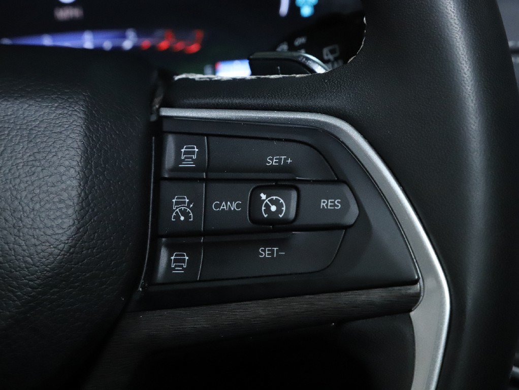 Used 2024 Jeep Grand Cherokee Limited 4xe AWD/4WD image 25