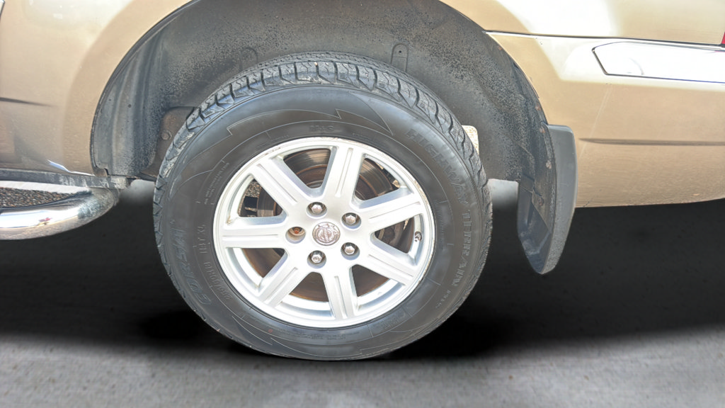 Used 2007 Chrysler Aspen Limited AWD/4WD image 17