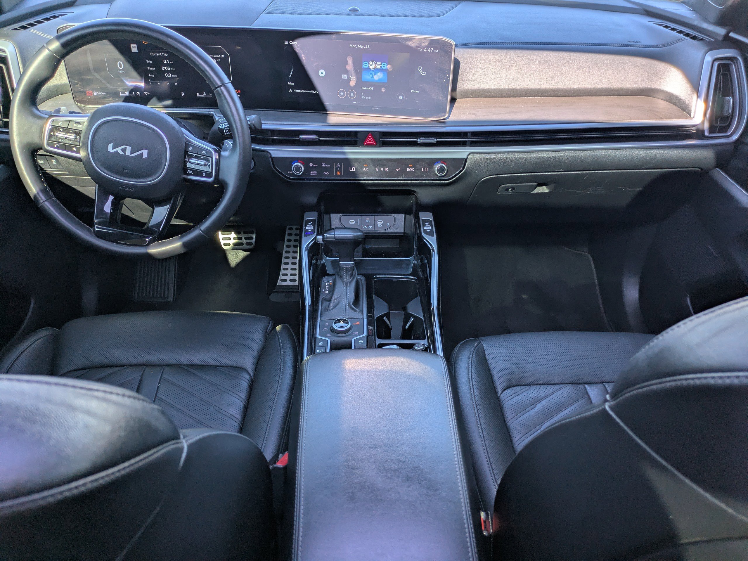 Used 2024 Kia Sorento SX Prestige image 2