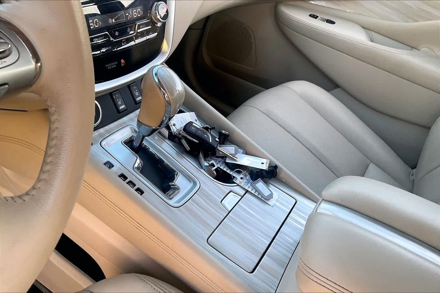 Used 2017 Nissan Murano SL w/ SL Technology Package FWD image 17