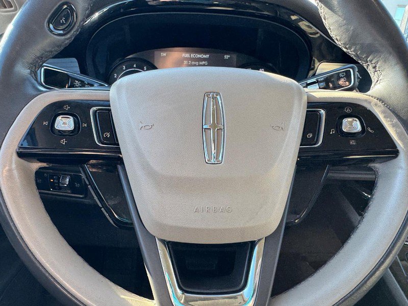 Used 2021 Lincoln Corsair FWD w/ Equipment Group 101A image 18