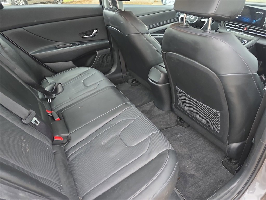 Certified 2023 Hyundai Elantra Limited image 11
