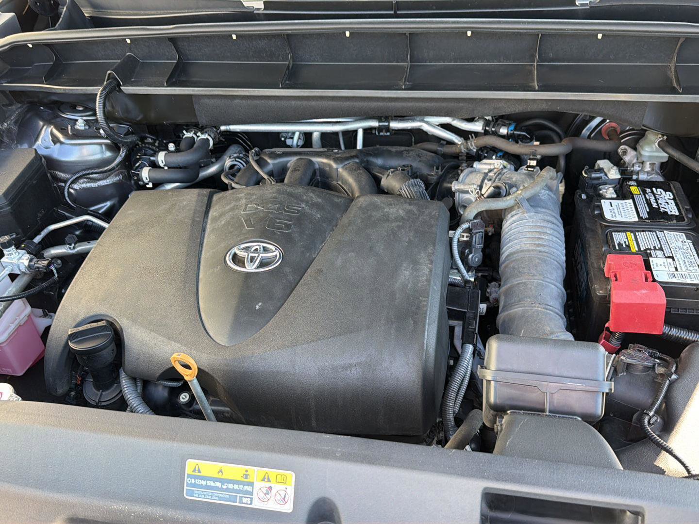 Used 2022 Toyota Highlander XLE FWD image 37