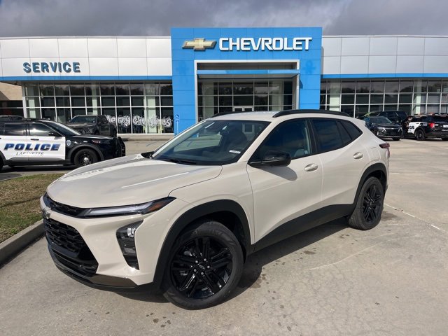 New 2026 Chevrolet Trax ACTIV image 2