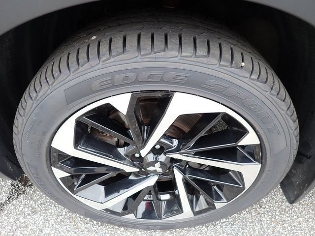 Used 2022 Mitsubishi Outlander SE AWD/4WD image 13