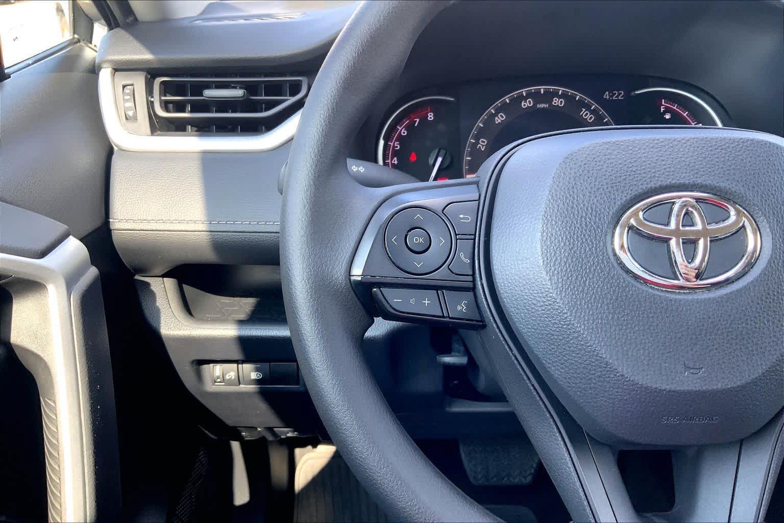 Used 2023 Toyota RAV4 XLE FWD image 45