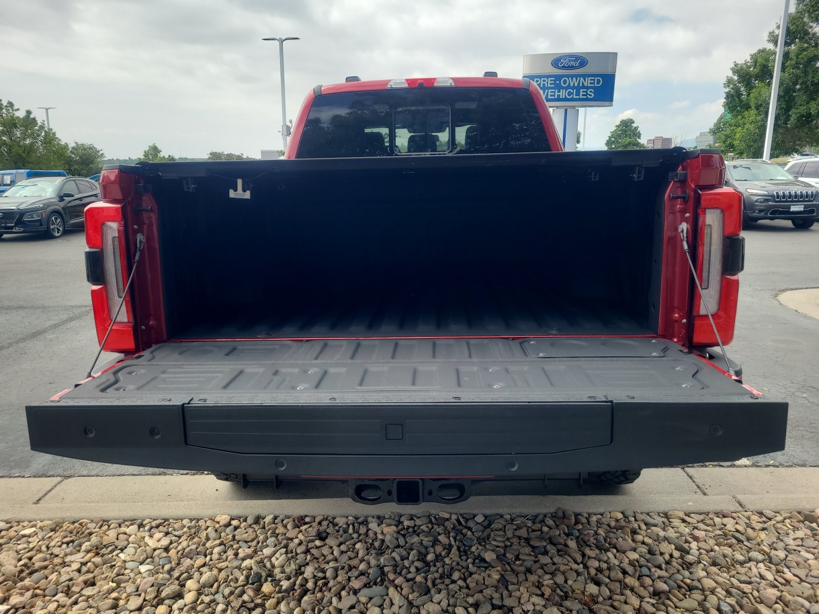 Certified 2024 Ford F350 Platinum w/ Tremor Off-Road Package AWD/4WD image 34