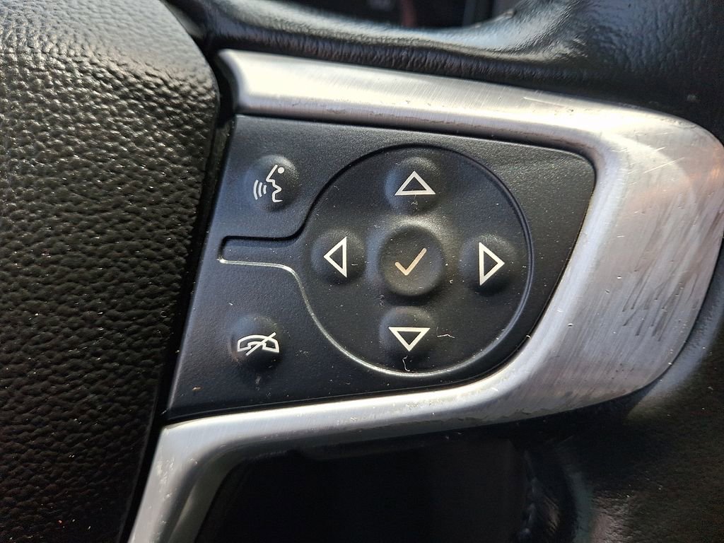 Used 2015 GMC Canyon SLT AWD/4WD image 24