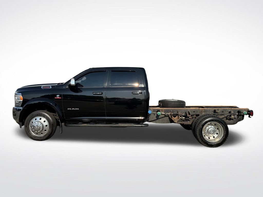 Used 2022 RAM 5500 Laramie AWD/4WD image 2