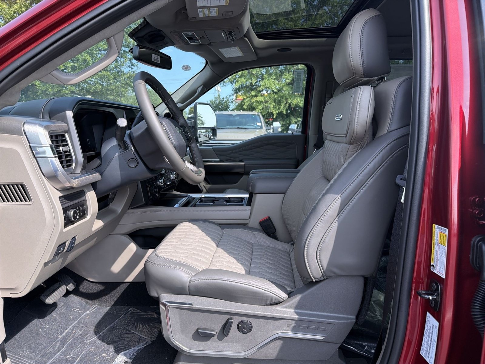 New 2026 Ford F350 Platinum w/ Platinum Plus Package AWD/4WD image 25
