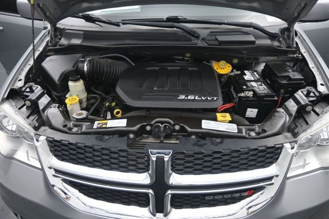 Used 2018 Dodge Grand Caravan SXT FWD image 22