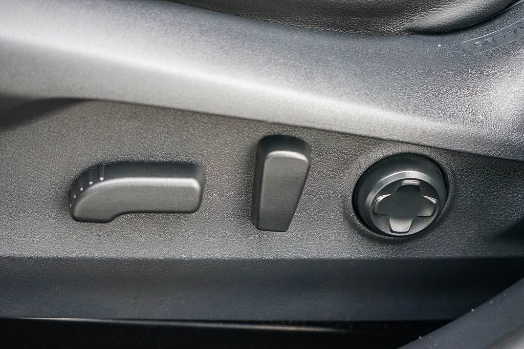 Certified 2023 Subaru Outback Limited XT image 25