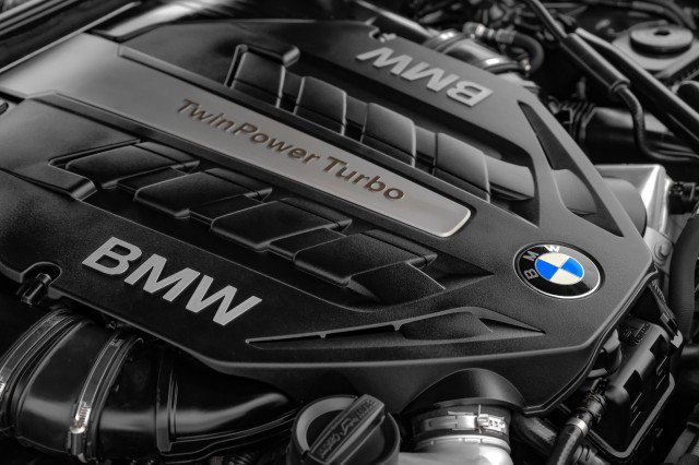 Used 2012 BMW 750i RWD image 59