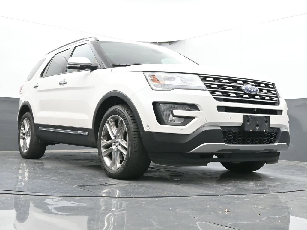Used 2017 Ford Explorer Limited w/ Equipment Group 301A image 48