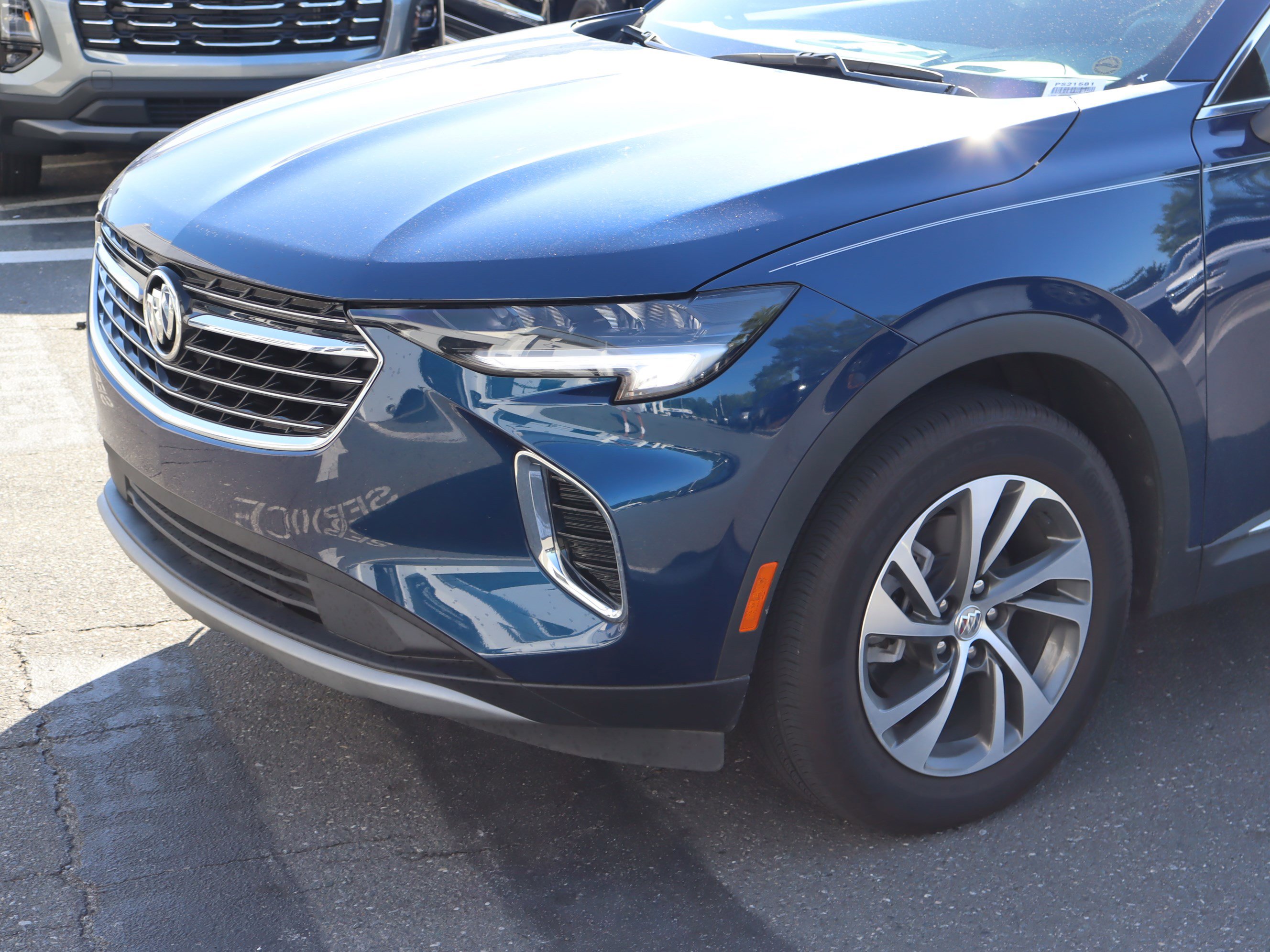 Used 2023 Buick Envision Essence FWD image 17
