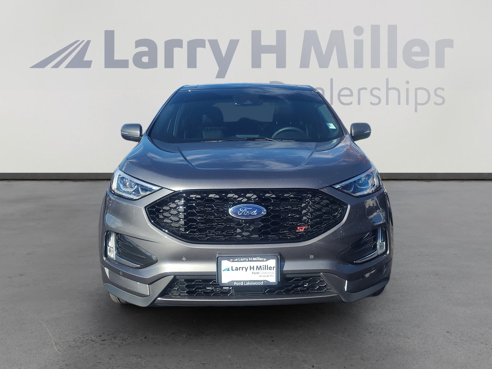 Certified 2024 Ford Edge ST w/ Equipment Group 401A image 8