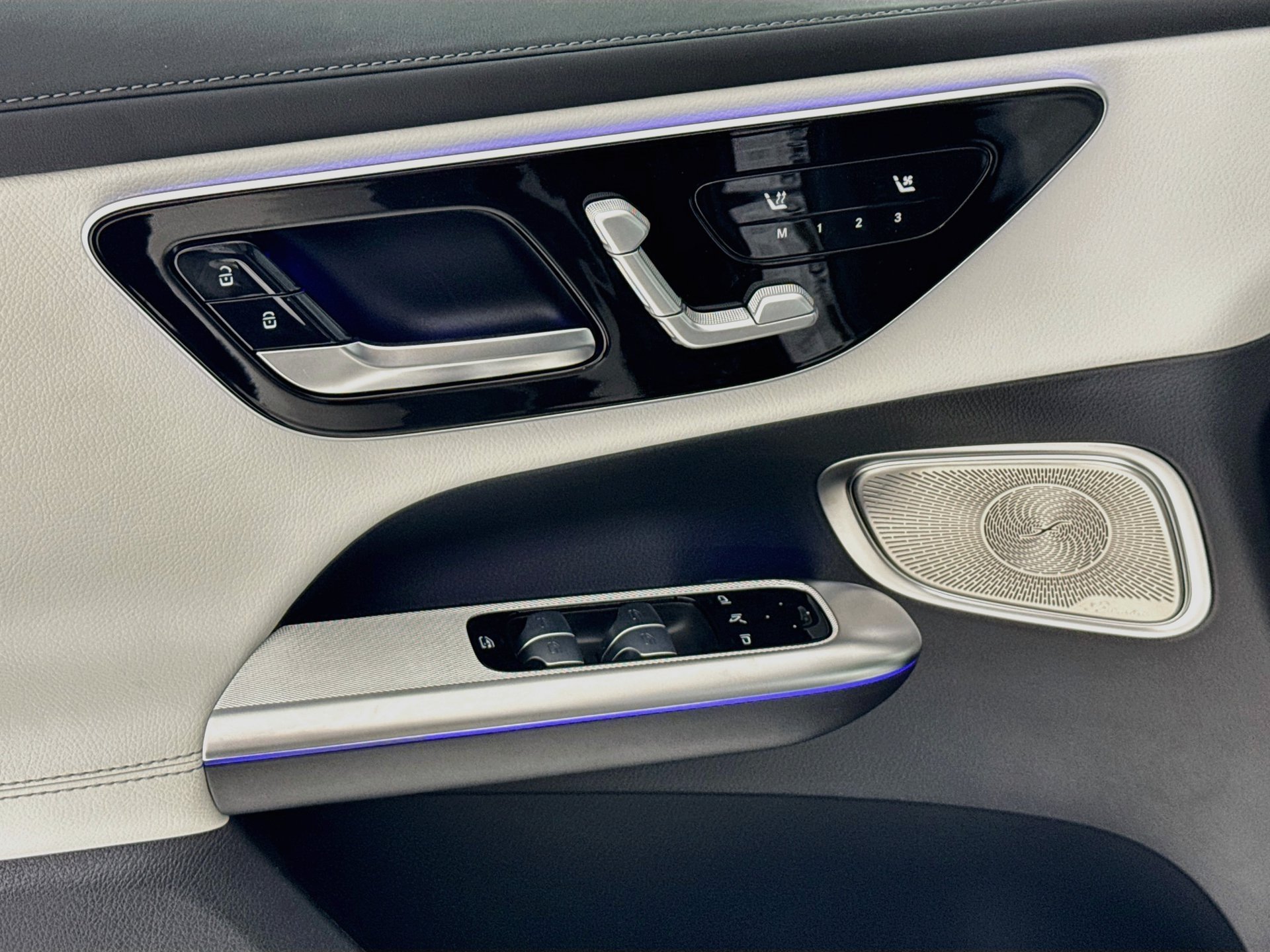 New 2027 Mercedes-Benz GLC 300 4MATIC image 19