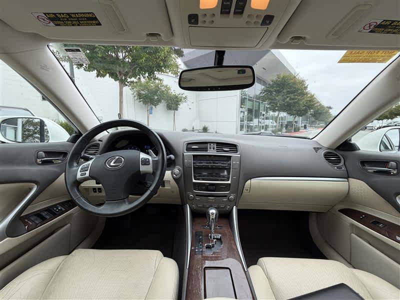 Used 2012 Lexus IS 250 w/ Premium Pkg Value Edition RWD image 7
