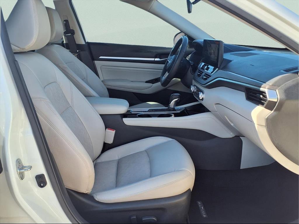 Used 2023 Nissan Altima 2.5 SL image 12