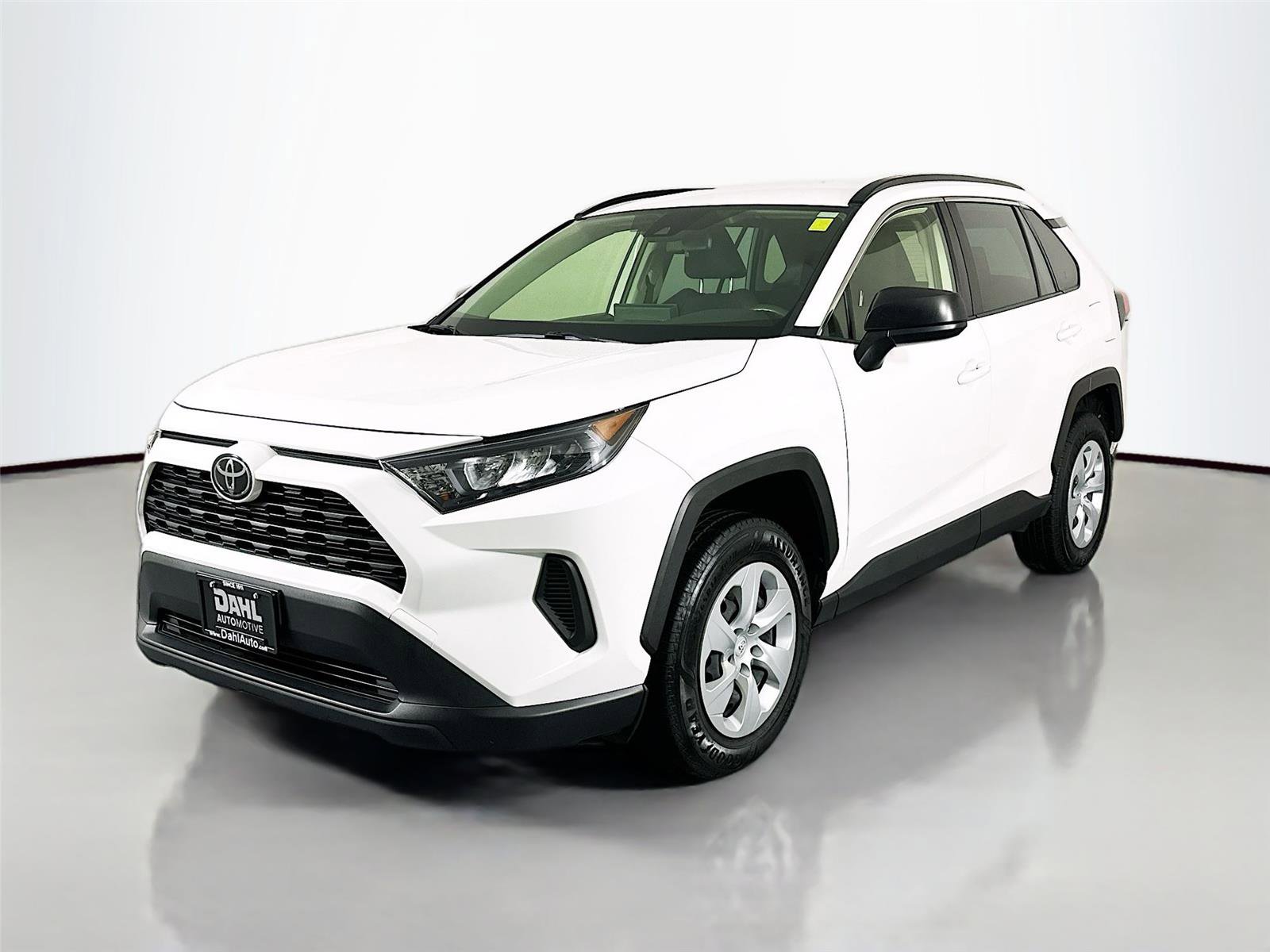 Certified 2019 Toyota RAV4 LE image 3