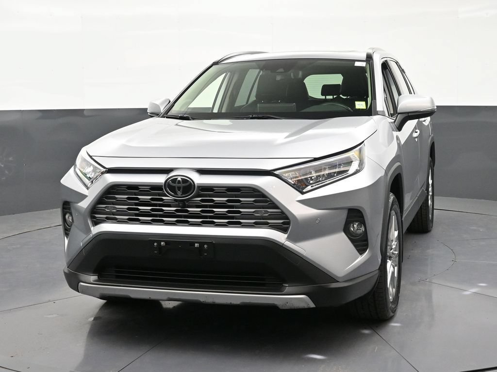 Used 2019 Toyota RAV4 Limited AWD/4WD image 8