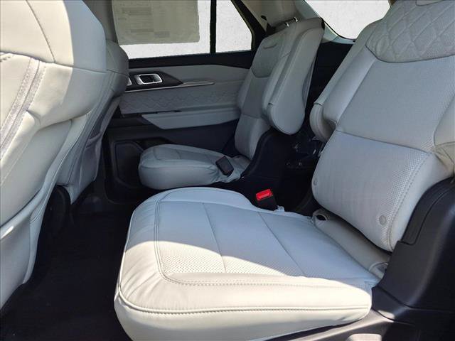 New 2026 Ford Explorer Platinum AWD/4WD image 15