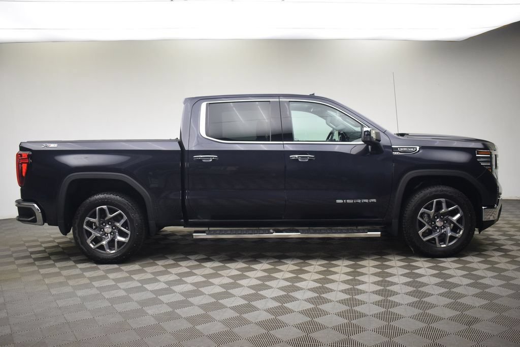 Used 2022 GMC Sierra 1500 SLT AWD/4WD image 15