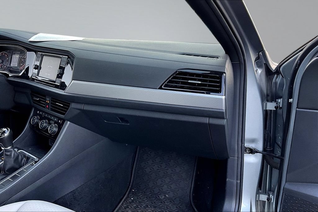 Used 2021 Volkswagen Jetta R-Line FWD image 21
