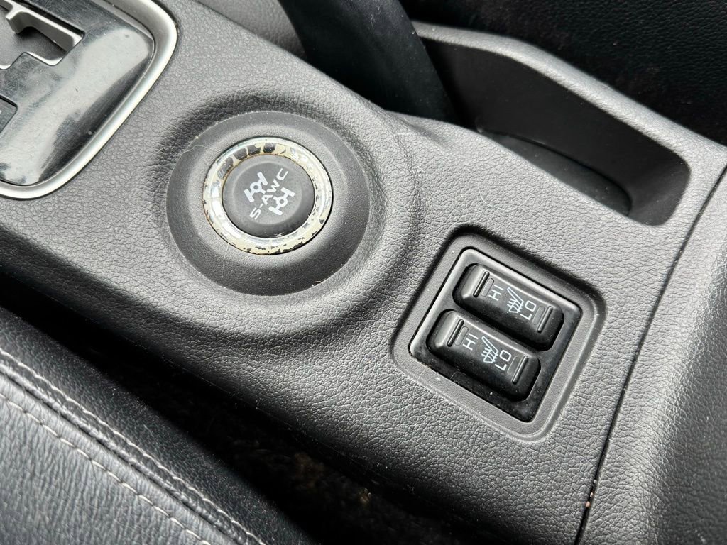 Used 2016 Mitsubishi Outlander ES AWD/4WD image 16