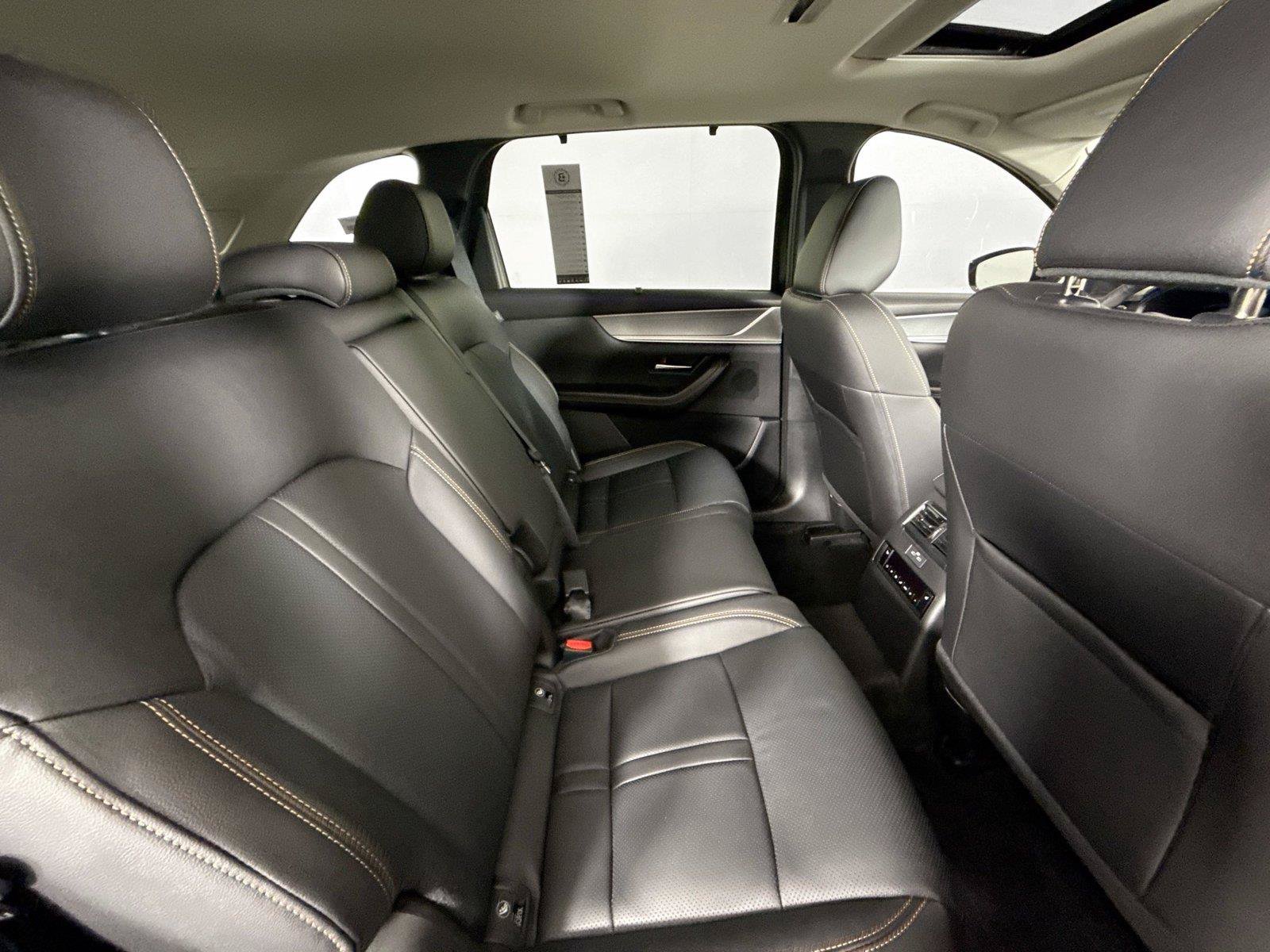 New 2026 MAZDA CX-90 Plug-In Hybrid w/ Preferred AWD/4WD image 40