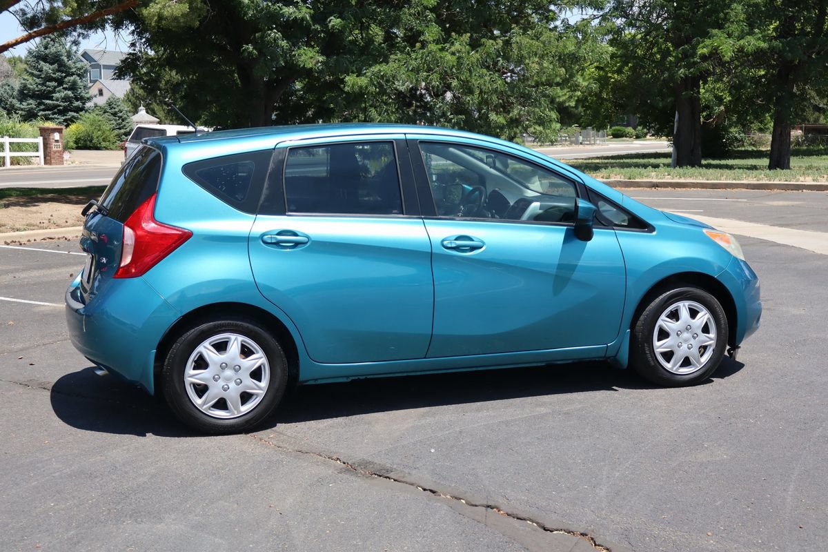 Used 2015 Nissan Versa Note SV FWD image 4