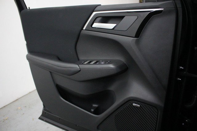 New 2026 Mitsubishi Outlander ES FWD image 15