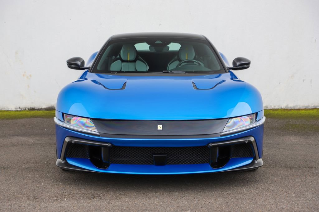 Certified 2025 Ferrari 12Cilindri RWD image 13