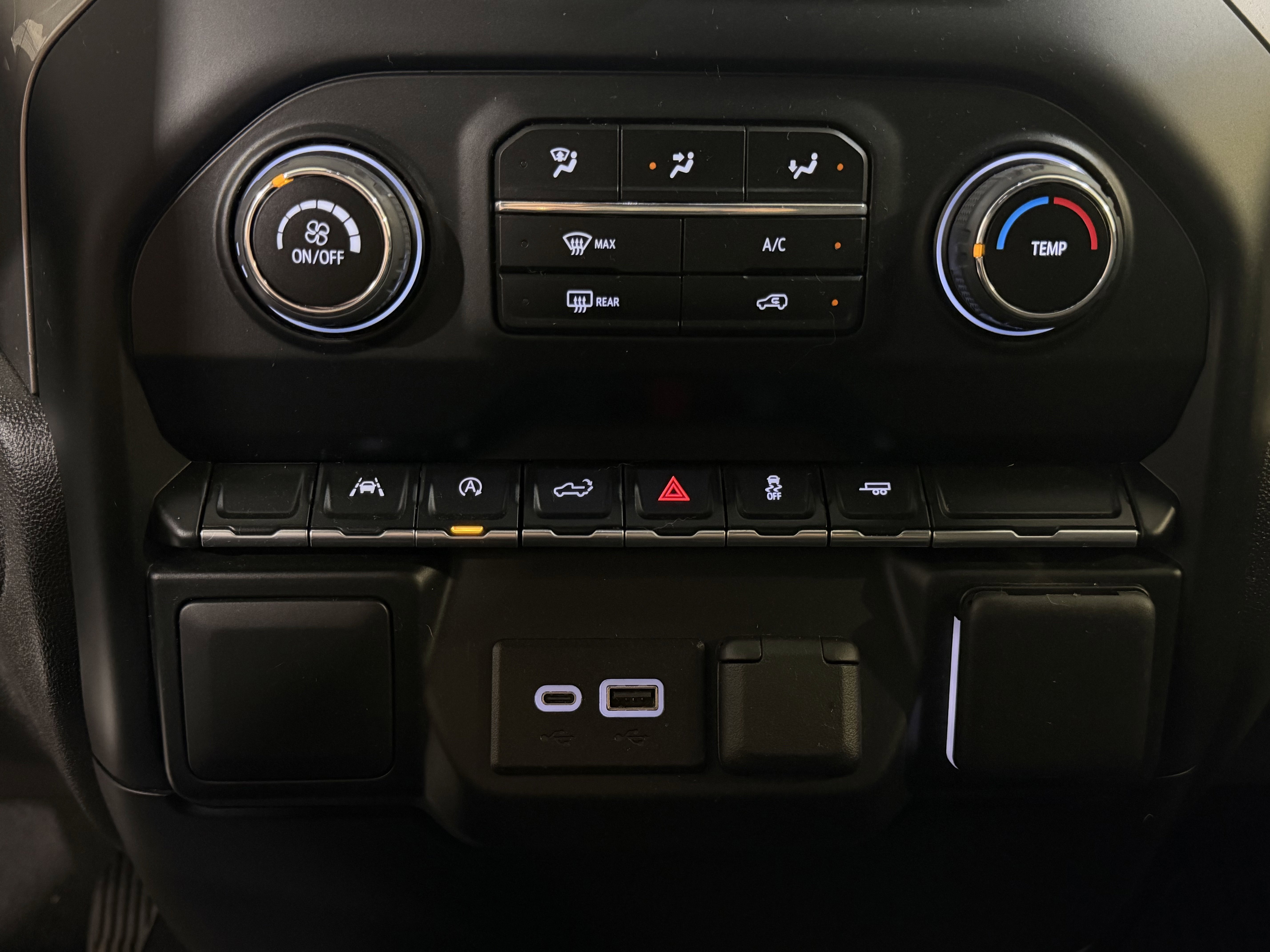 Used 2024 Chevrolet Silverado 1500 Custom RWD image 18