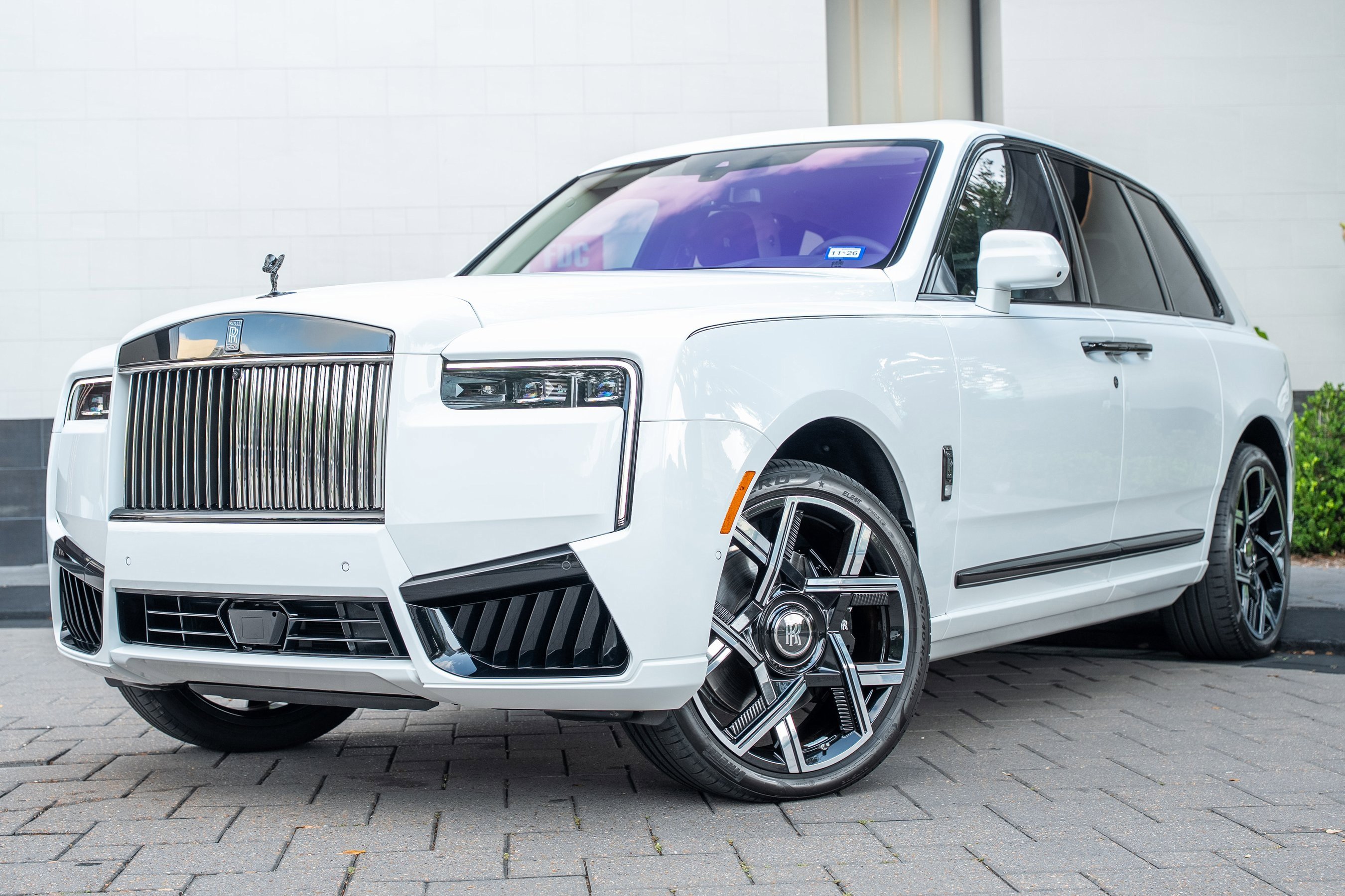 Used 2025 Rolls-Royce Cullinan Black Badge image 71