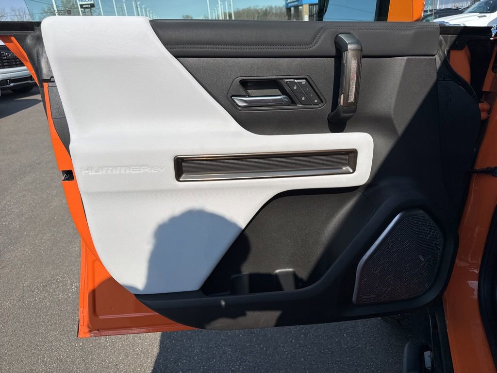 Used 2024 GMC Hummer EV 2X w/ Extreme Off-Road Package image 28