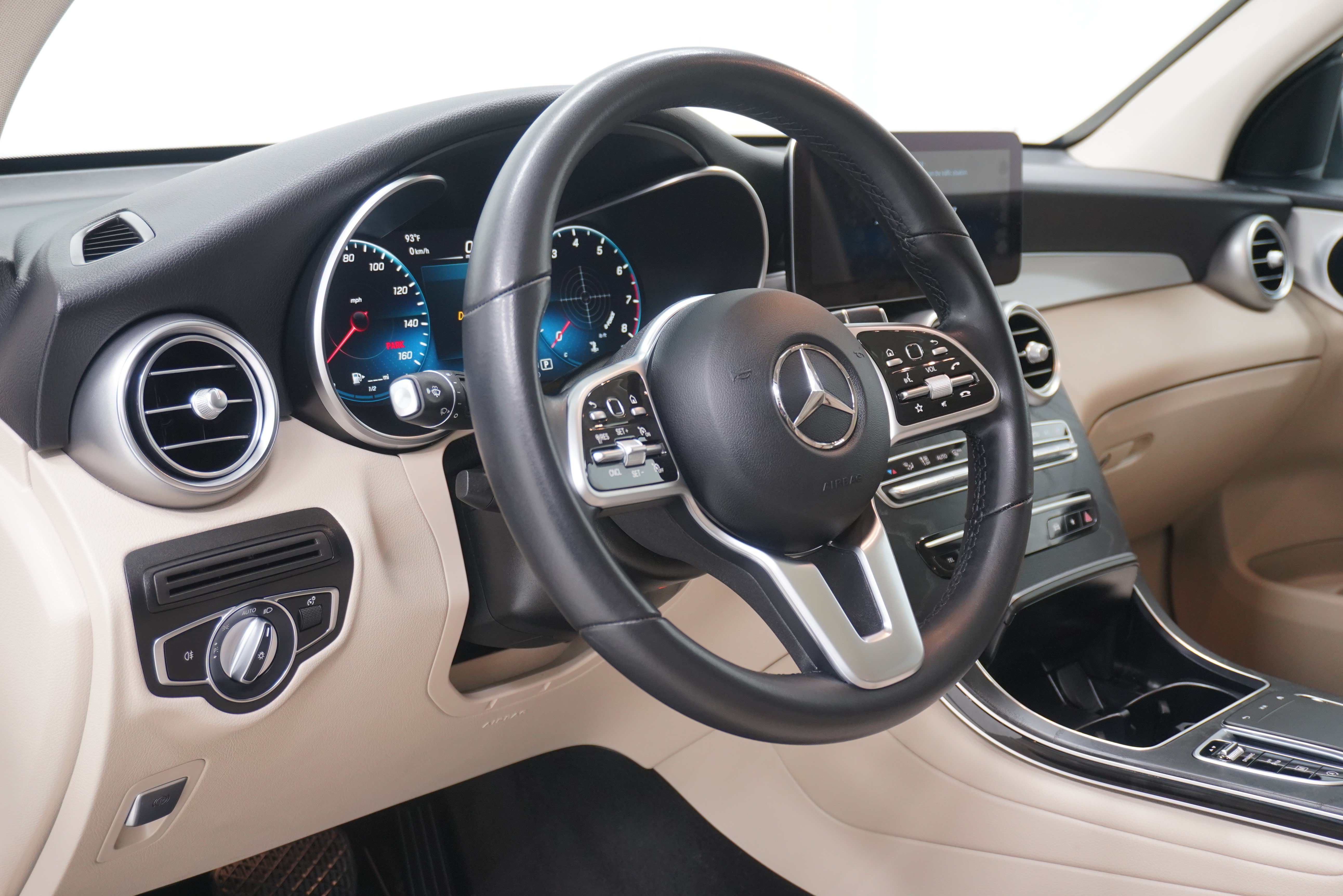 Used 2022 Mercedes-Benz GLC 300 image 10