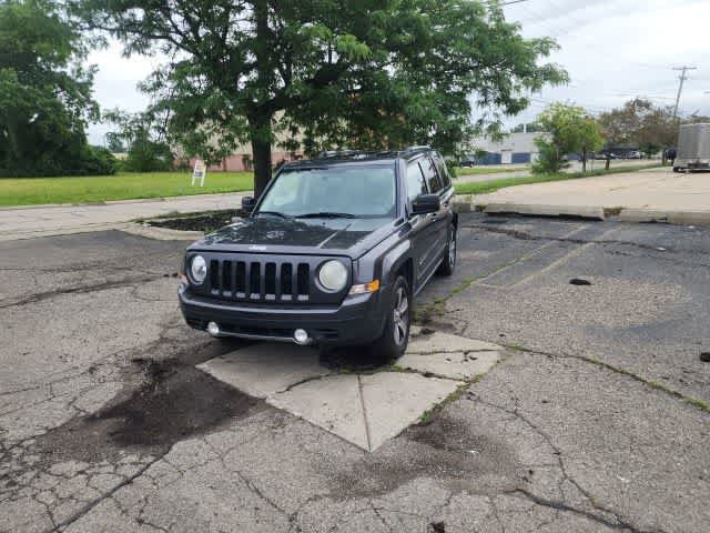 Used 2016 Jeep Patriot High Altitude FWD image 2