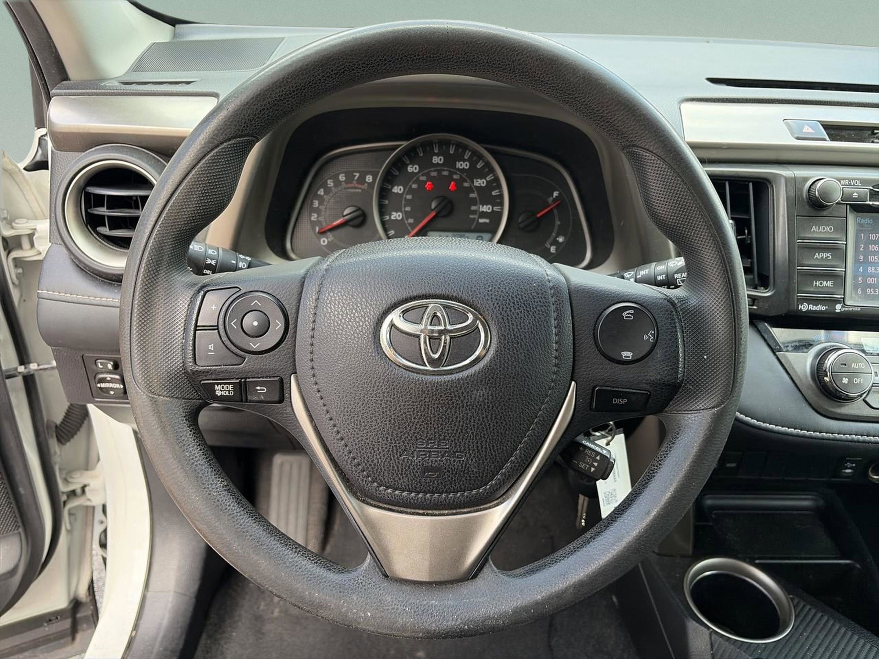 Used 2014 Toyota RAV4 XLE FWD image 10